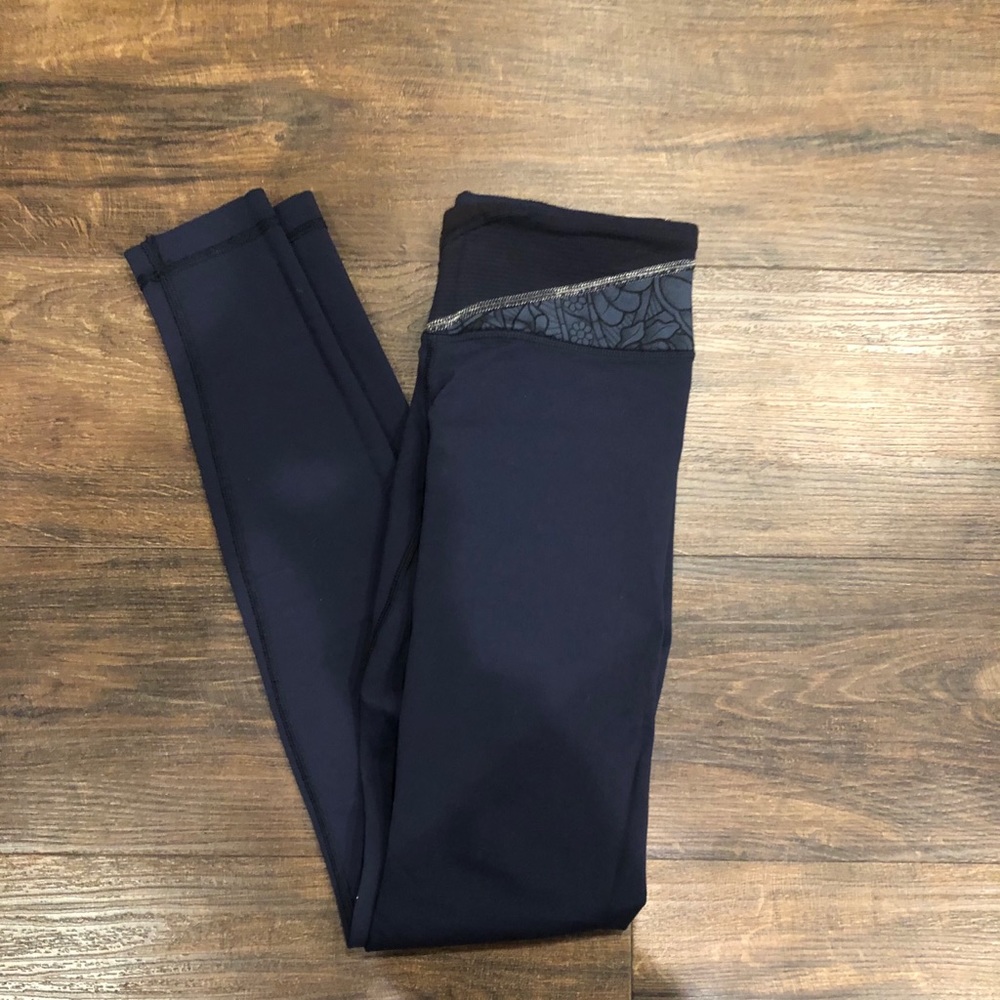 Lululemon Navy Wunder under Reversible Legging